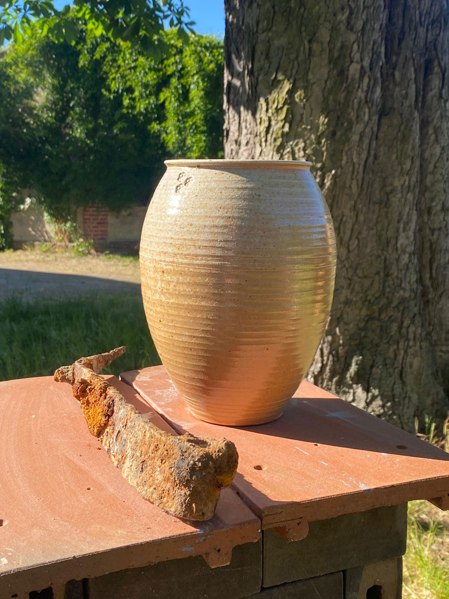 Holzgefeuertes Steinzeug Keramik Oderbruch Katrin Heinrich