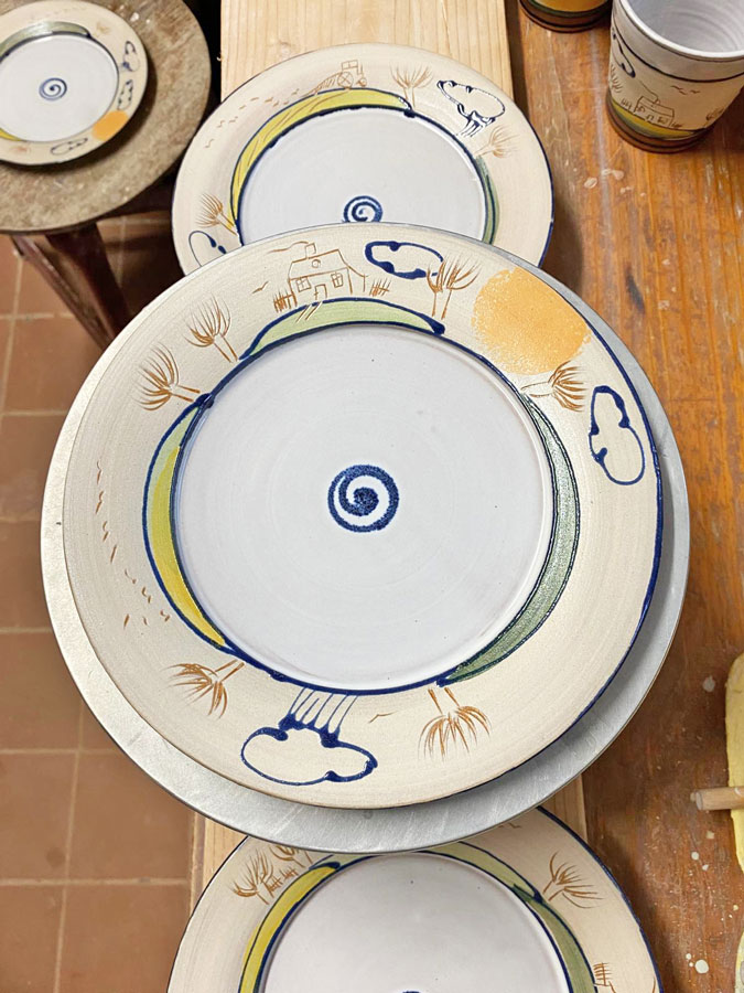 Teller mit Keramik Oderbruch Dekor